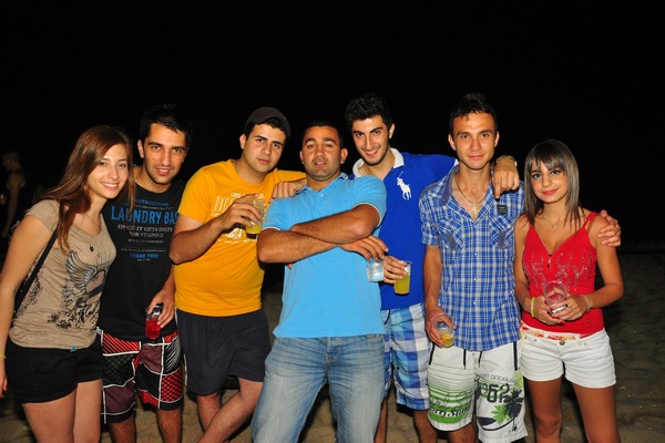 Zoo Beach Party 